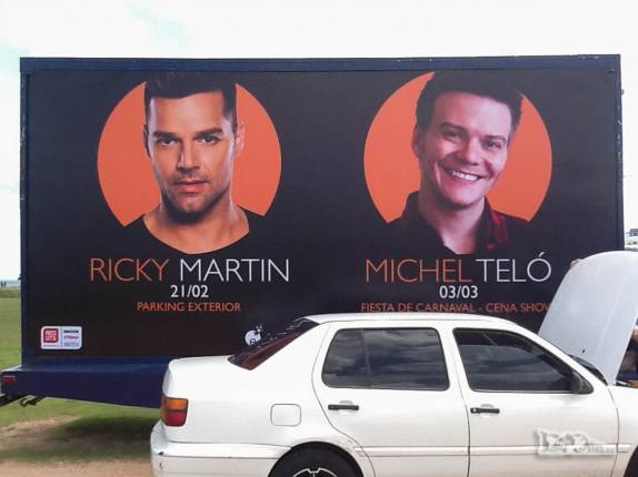 Programação de shows em Punta del Este, no litoral do Uruguai. Quem diria, hein Ricky? Do lado do Michel Teló...